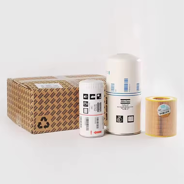 Atlas Copco Industrial Air Oil Stilter Kit 3002600790 ชิ้นส่วนอะไหล่คอมเพรสเซอร์สำหรับคอมเพรสเซอร์สกรูอากาศด้วยการใช้ 4,000 ชั่วโมง